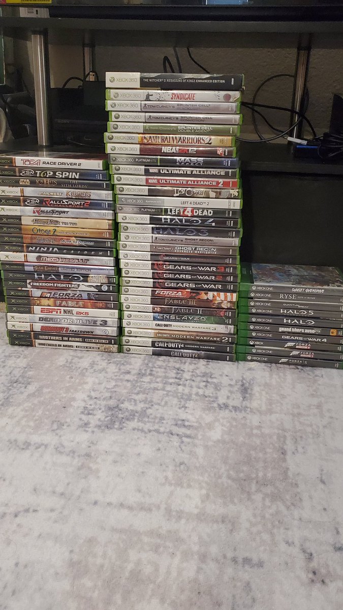 jzero3g's tweet photo. Before discovering the importance of mental health &amp; trying to overcome self destruction &amp; trauma, video games helped me cope &amp; hang on. Now im in a way better place. 

Though i dont game as much as i did, my 💙❤️💚 &amp; passion still there  🧵

#gamer #GamingVibes #gamecollection https://t.co/cuG5I9PLKS