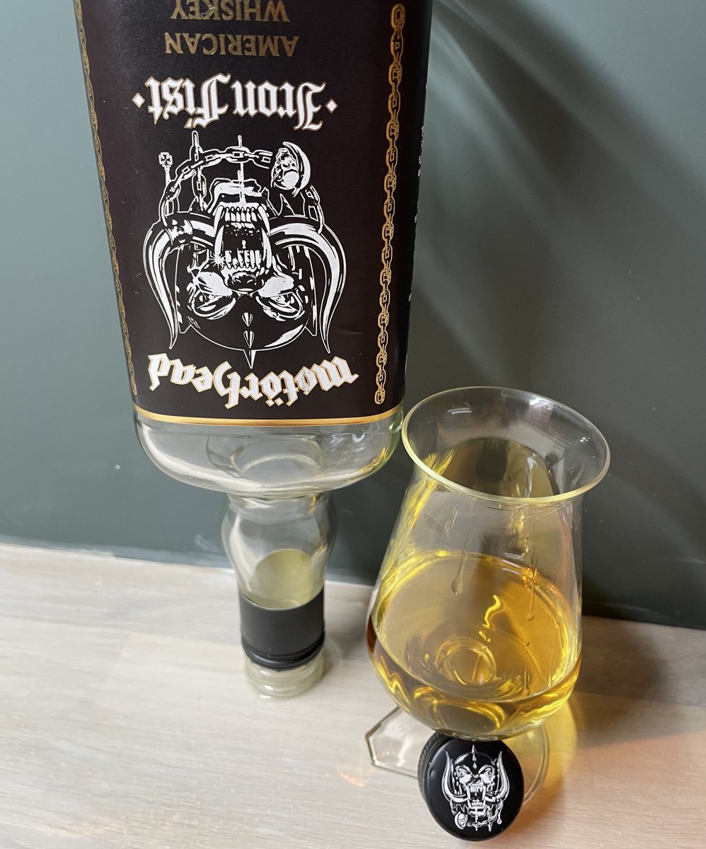 2DramsofWhiskey's tweet image. My Motörhead #Whiskey🥃 has been #KilledByDeath🎸🎶