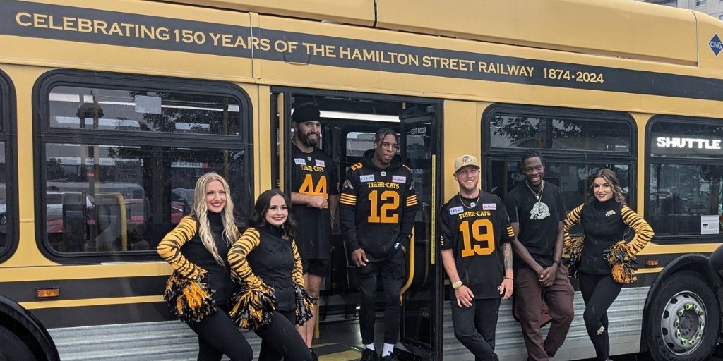 We're excited to celebrate #HSR150 with players and cheerleaders our hometown team, the @ticats. They will be joining us at the HSR Open House, Sept. 21, from 12 to 2 p.m., for a meet and greet with fans.  

hamilton.ca/HSR150