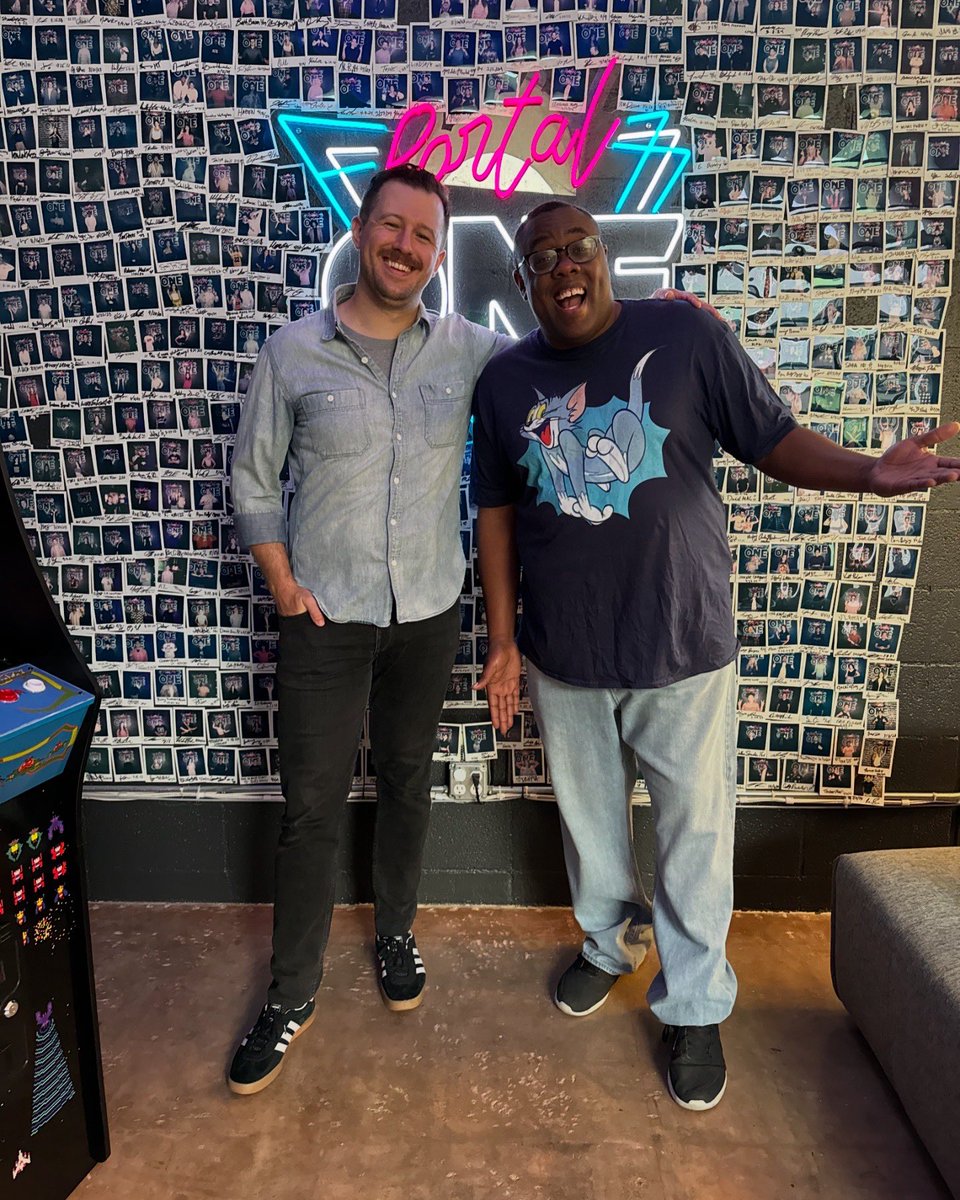 Stuart B. Thompson tweet media