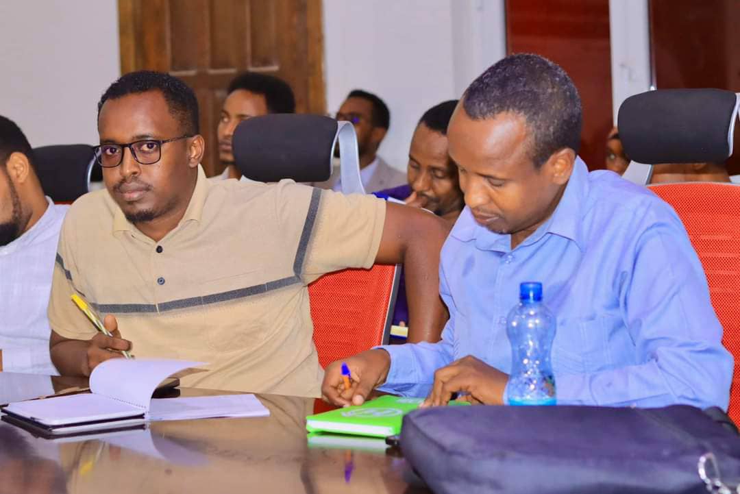 intersom_relief's tweet photo. Today on 19 September 2024 @intersom_relief  participated the Monthly Humanitarian Coordination meeting for emergency Preparedness and Response between MoHADM in Jubaland and the Humanitarian organizations working in Jubaland which was held at the conference hall of the Ministry. https://t.co/UycDlXpsa5