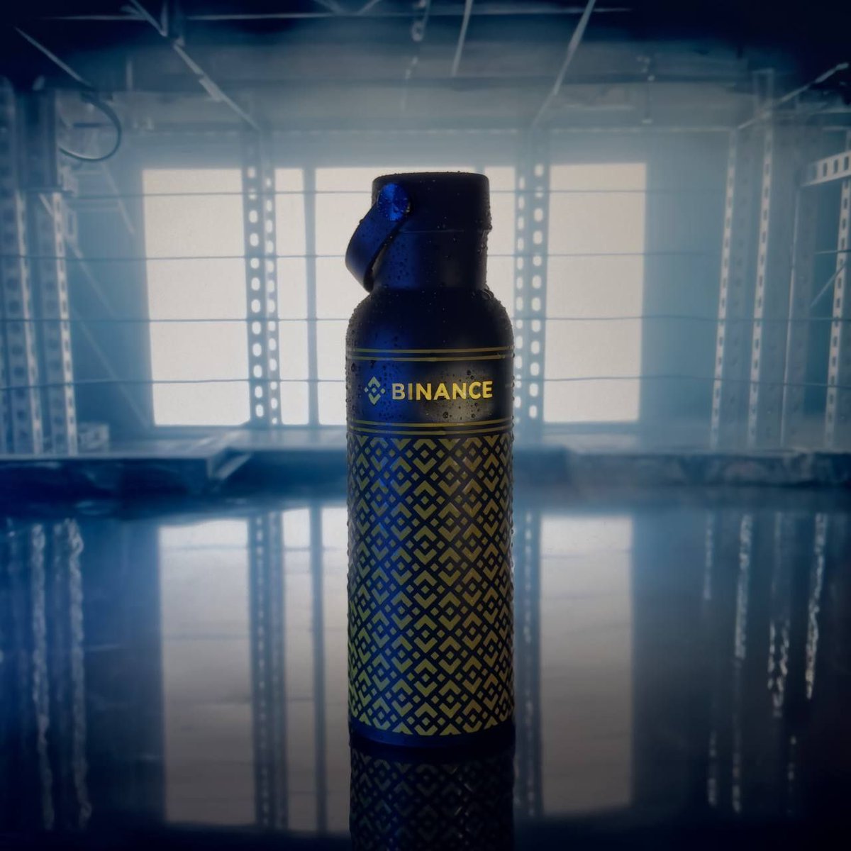 binance's tweet photo. Stay refreshed.

📸 @vaniko_17 https://t.co/akGEU24g9b