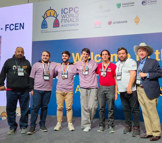 🥳¡Inchavola lo hizo de nuevo! Nuestro equipo dejó a Exactas y a <a href="/UBAonline/">UBAonline</a> en lo más alto de la región: Campeón de América Latina de la Competencia Internacional de Programación. 
👍Felicitaciones a Lautaro Lasorsa, Ivo Pajor y Carlos Miguel Soto.
🙌¡Compartí esta alegría!