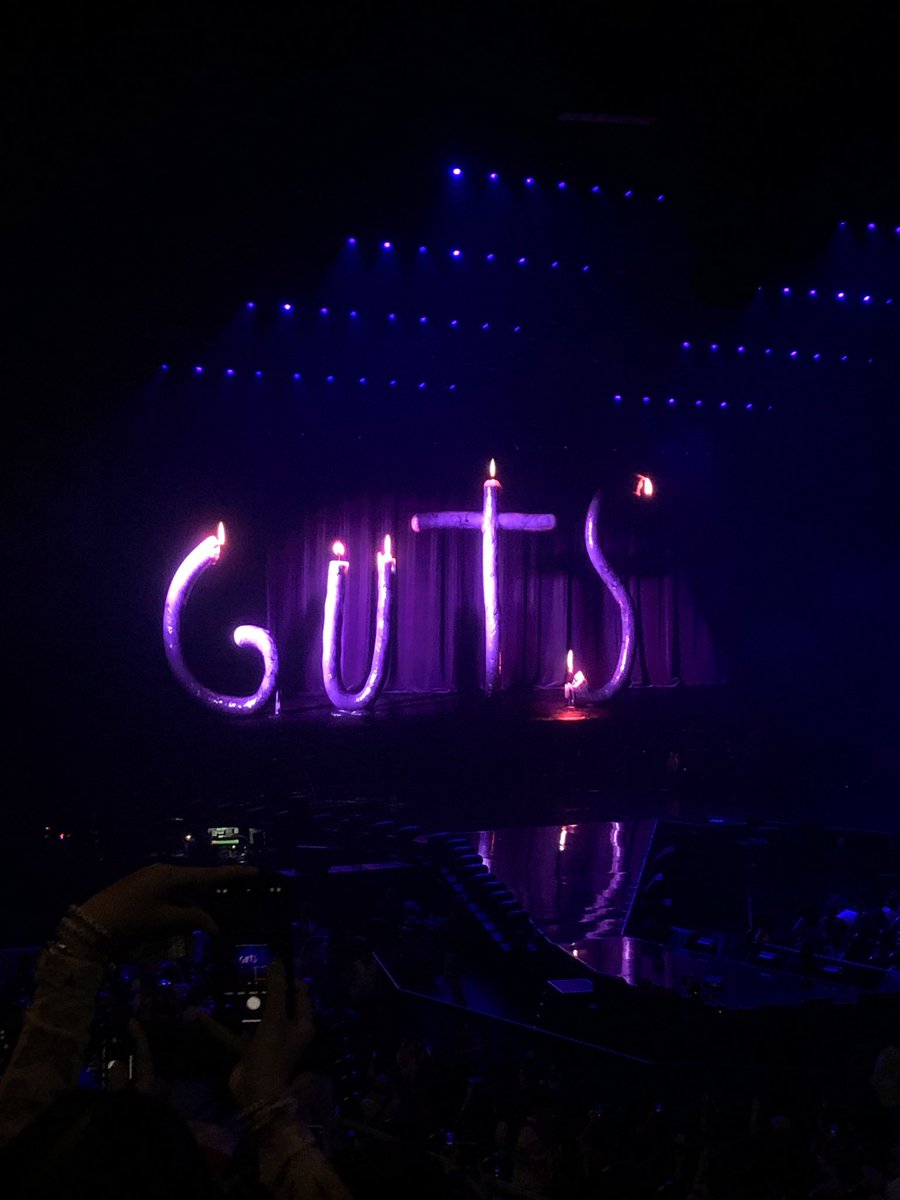 makevdontleave's tweet photo. GUTS 💟🪽 https://t.co/zVM9RZHuuK