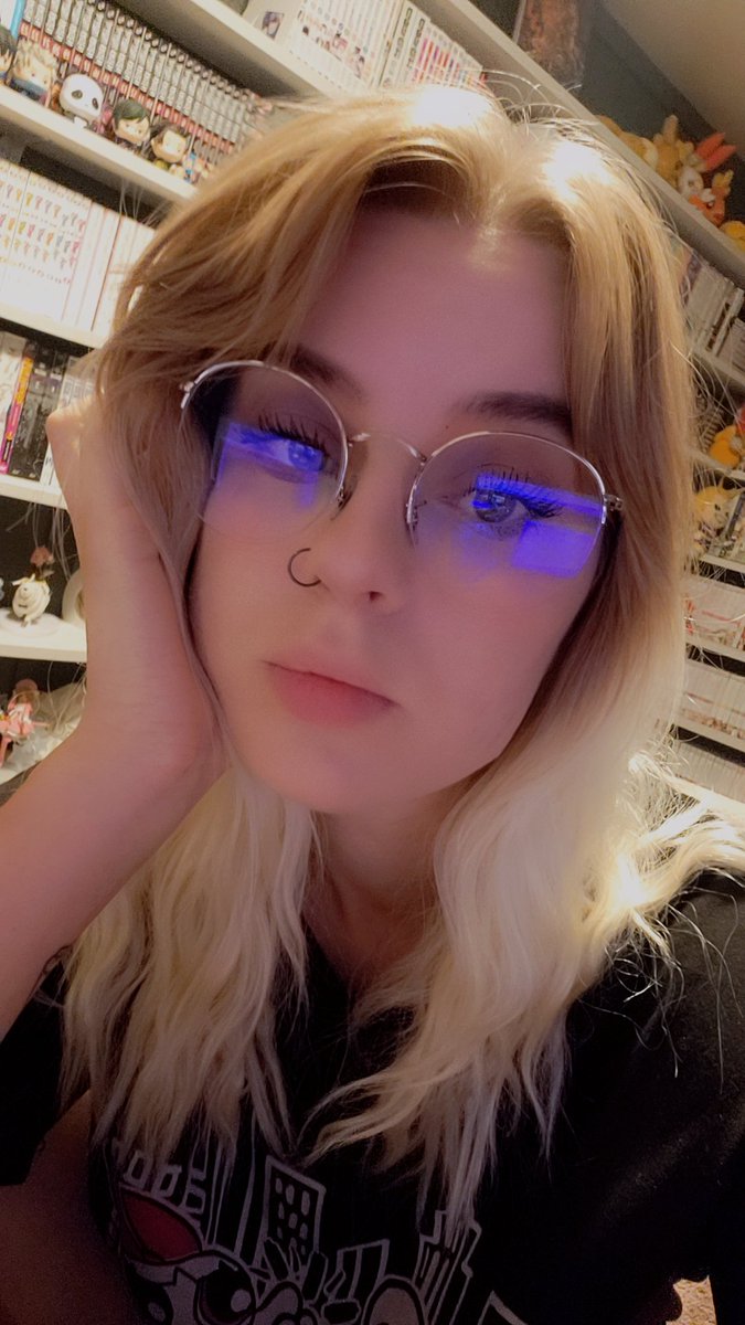 JeanineUsagi's tweet photo. No clever selfie today, but I'm finishing up Still Wakes the Deep, if you wanna hang 💕

https://t.co/nSF1jzPNgY https://t.co/TqiR8GBXnG