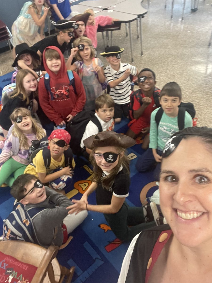 Emily-Anne Davis tweet media