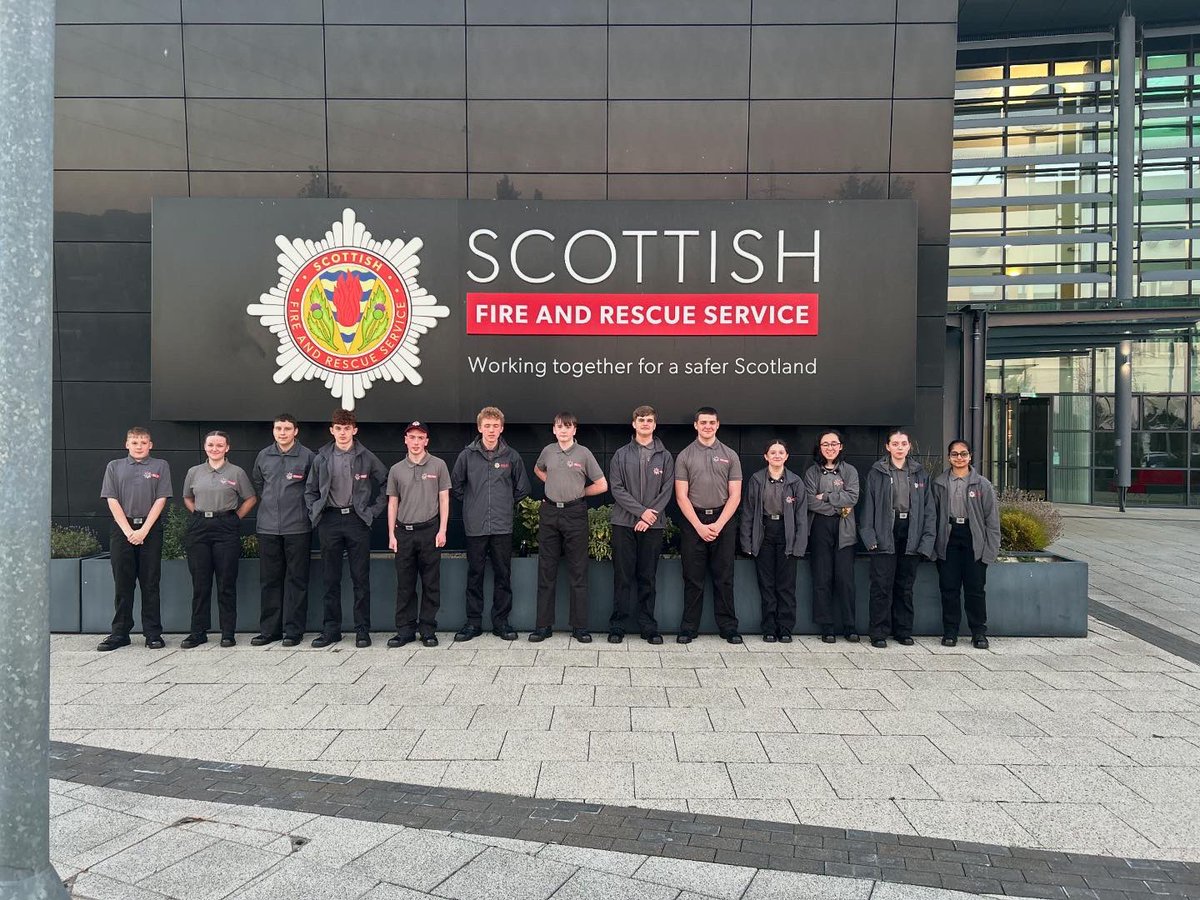 DumbartonYvs's tweet photo. A very interesting evening getting a tour of the SFRS National Training Centre. The YVs got an insight in to the range of training facilities available to firefighters. A big thank you to Area Commander Hill for facilitating a very informative visit. @MartyHill74 https://t.co/OWJnei8jaX