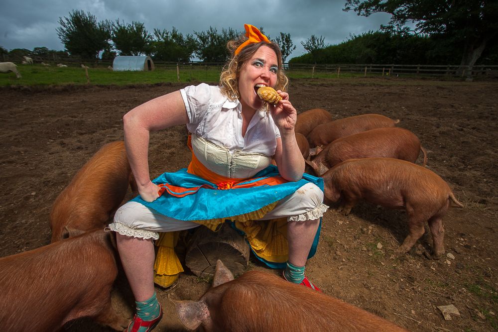 Duffy Beats the Devil – coming next week!

Grab your tickets to see Duffy Beats the Devil this Autumn at <a href="/minacktheatre/">Minack</a> - Cornish cheer and fun for the whole family combine in this hilarious show!

Show dates from 25th Sep - 5th Oct 👉 buff.ly/3vS79v8