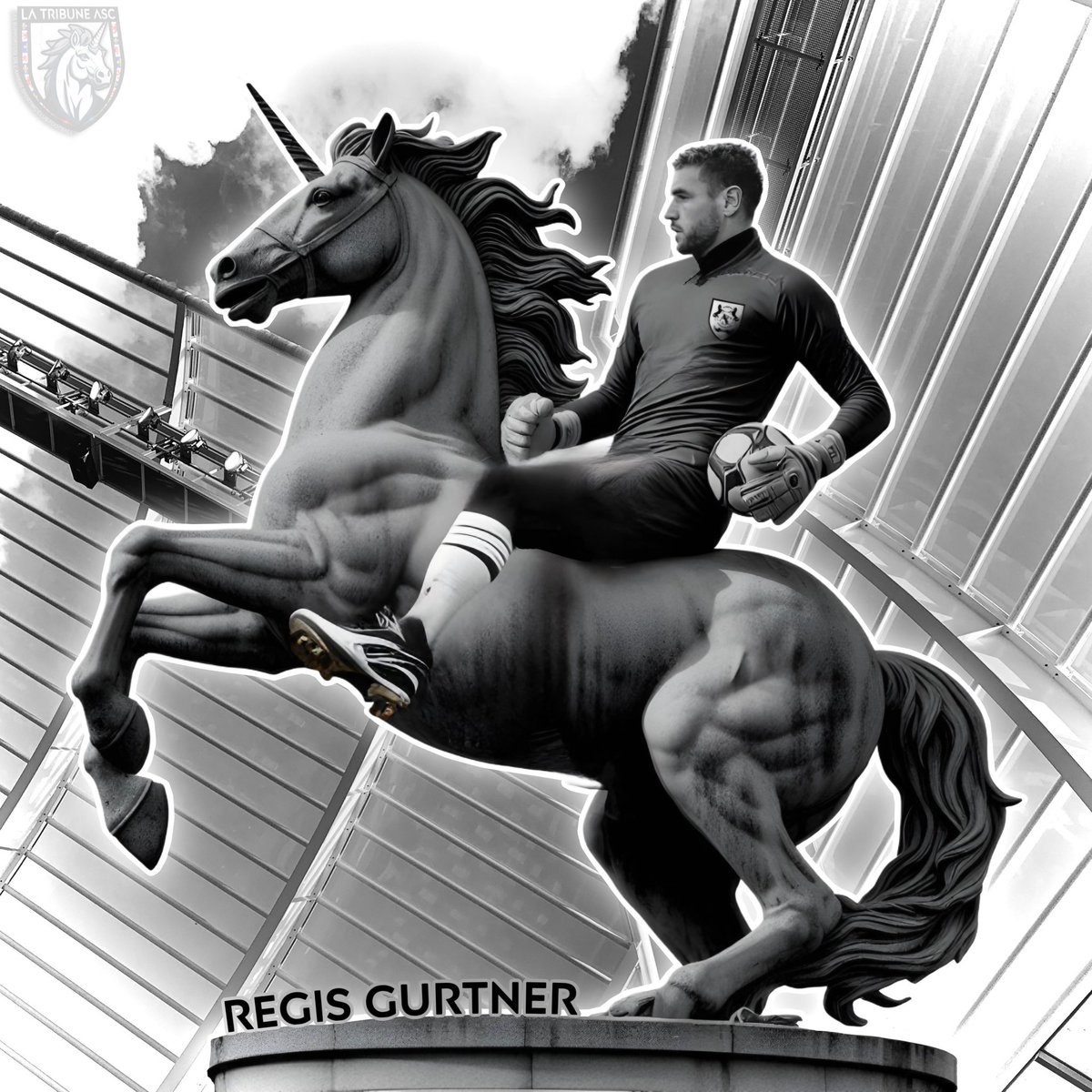 chkael80's tweet photo. @AmiensSC #UneStatuePourRegis https://t.co/6p84mCAgWd