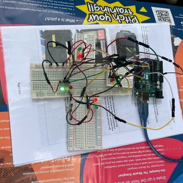 vianney_forewah's tweet photo. ASKOTEC Buea Training was a blast! 💥 30 young innovators learned to create digital solutions for community challenges using the ASKOTEC kit. From smart lighting to healthcare apps, the ideas were amazing! 🚀 #ASKOTEC #Innovation #Buea #Cameroon #TechForGood https://t.co/KklOxAWyht