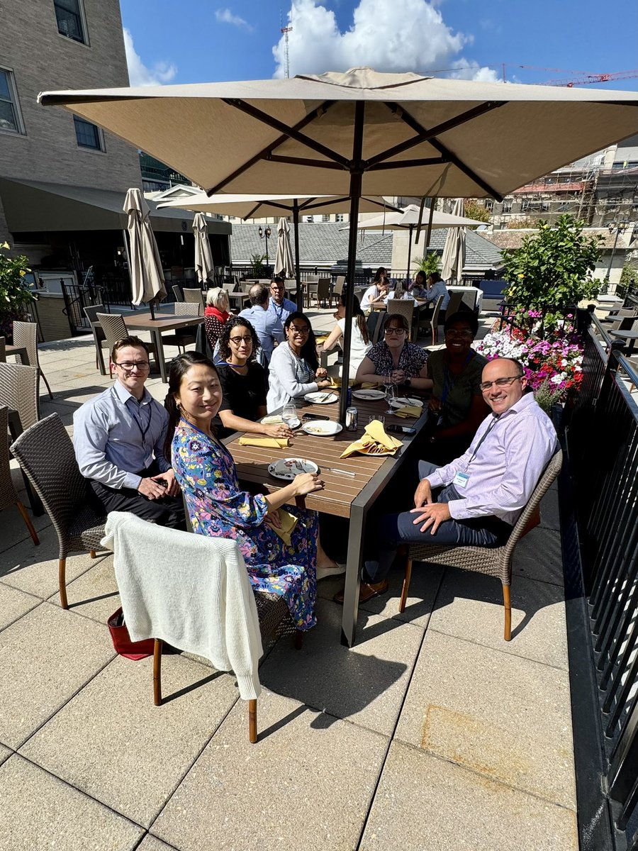 Eickelberg_MD's tweet image. Some lunch vibes with our Cathy in view from the 2024 Pittsburgh International Lung Conference #PILC2024 @PittTweet University Club. Couldn’t ask for a better day, venue, or company.