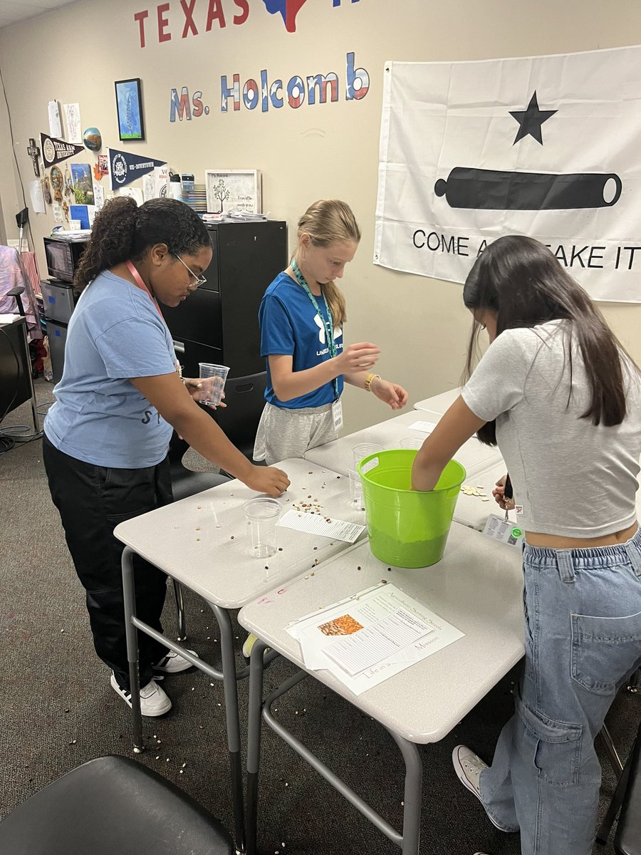 TX History students learn about Mission life for Natives during a Mission Simulation. #DoingSocialStuidesDaily <a href="/humble_SocSt/">Humble ISD Social Studies</a> <a href="/HumbleISD_WMS/">Woodcreek Middle</a> <a href="/jjxholcom_WMS/">Jessica Holcomb</a>