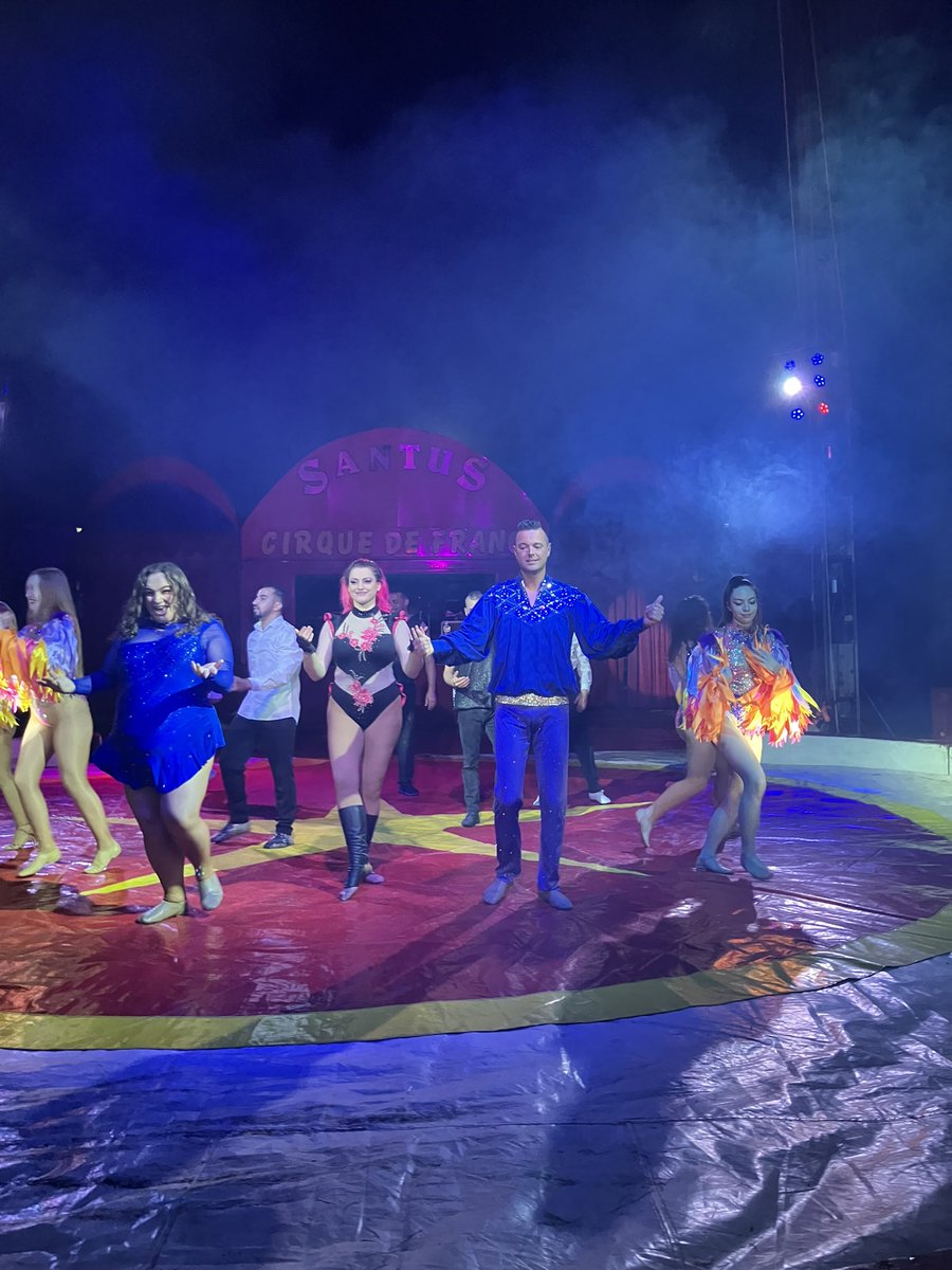 SantusCircusFanpage tweet media