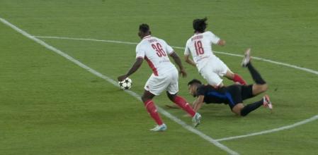 El club de la mitjanit tweet media