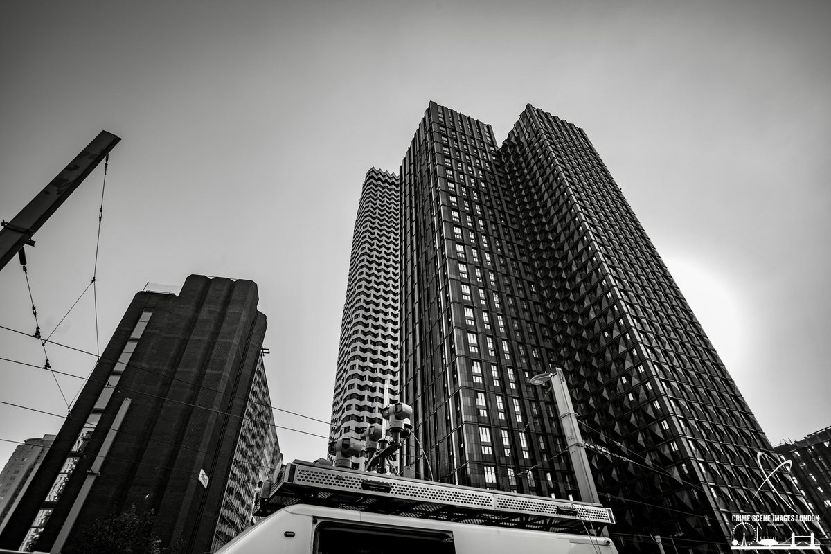 <a href="/metpoliceuk/">Metropolitan Police</a> deployed, facial recognition technology in East Croydon today, supported by officers from <a href="/MPSCroydon/">South Area - Croydon MPS</a>. Within the first 20 minutes of the deployment the system had been triggered 3 times with people wanted for various offences or outstanding warrants.

Once again