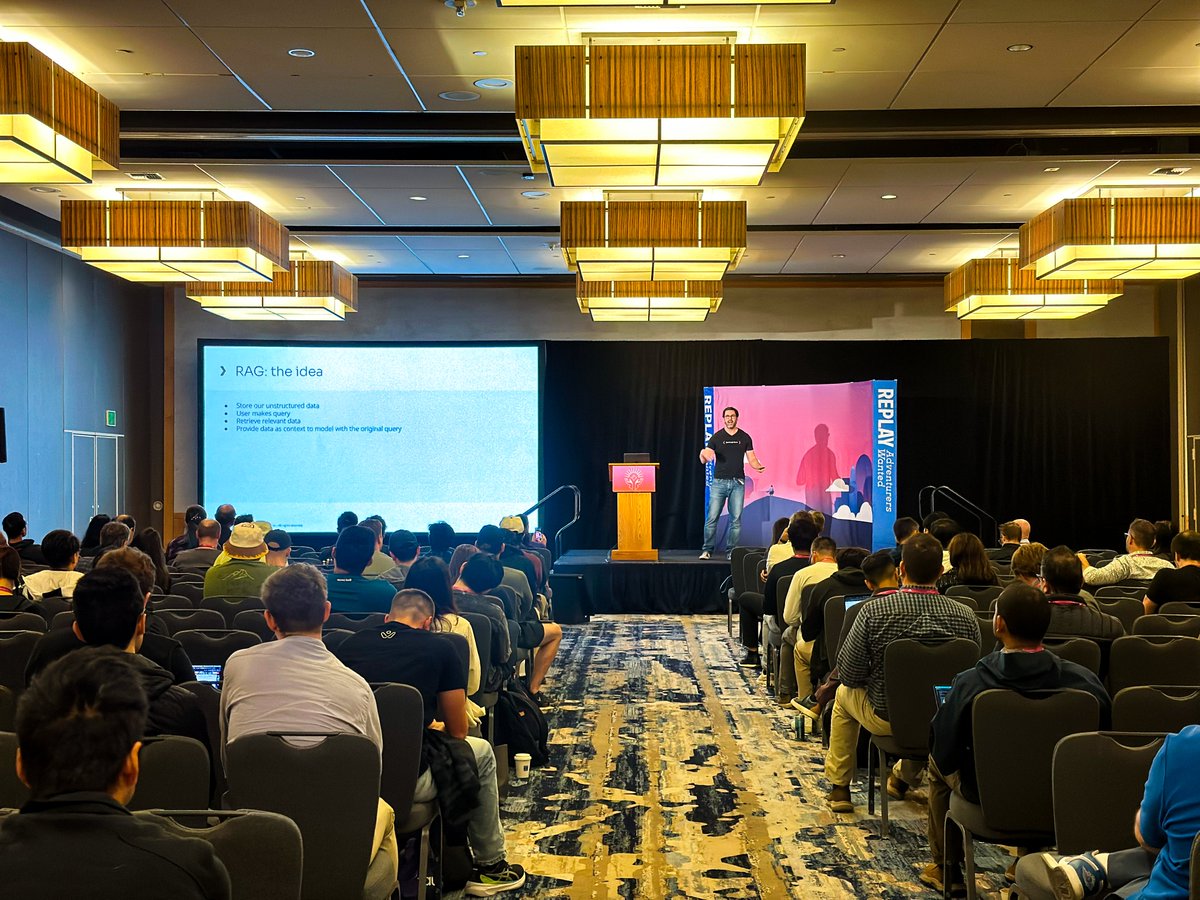 Temporal tweet media