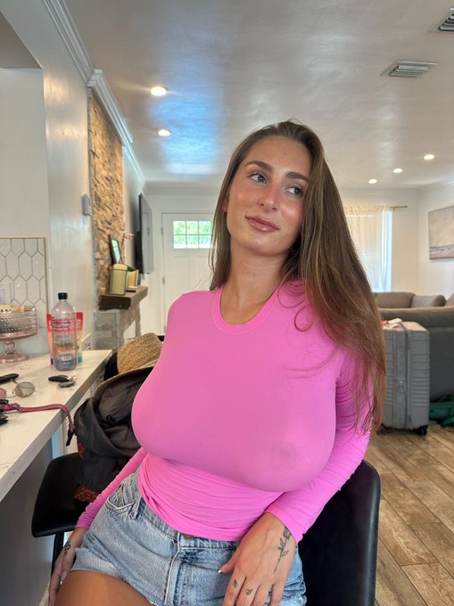 r see through shirts allowed on X? https://t.co/etdVNg38PQ