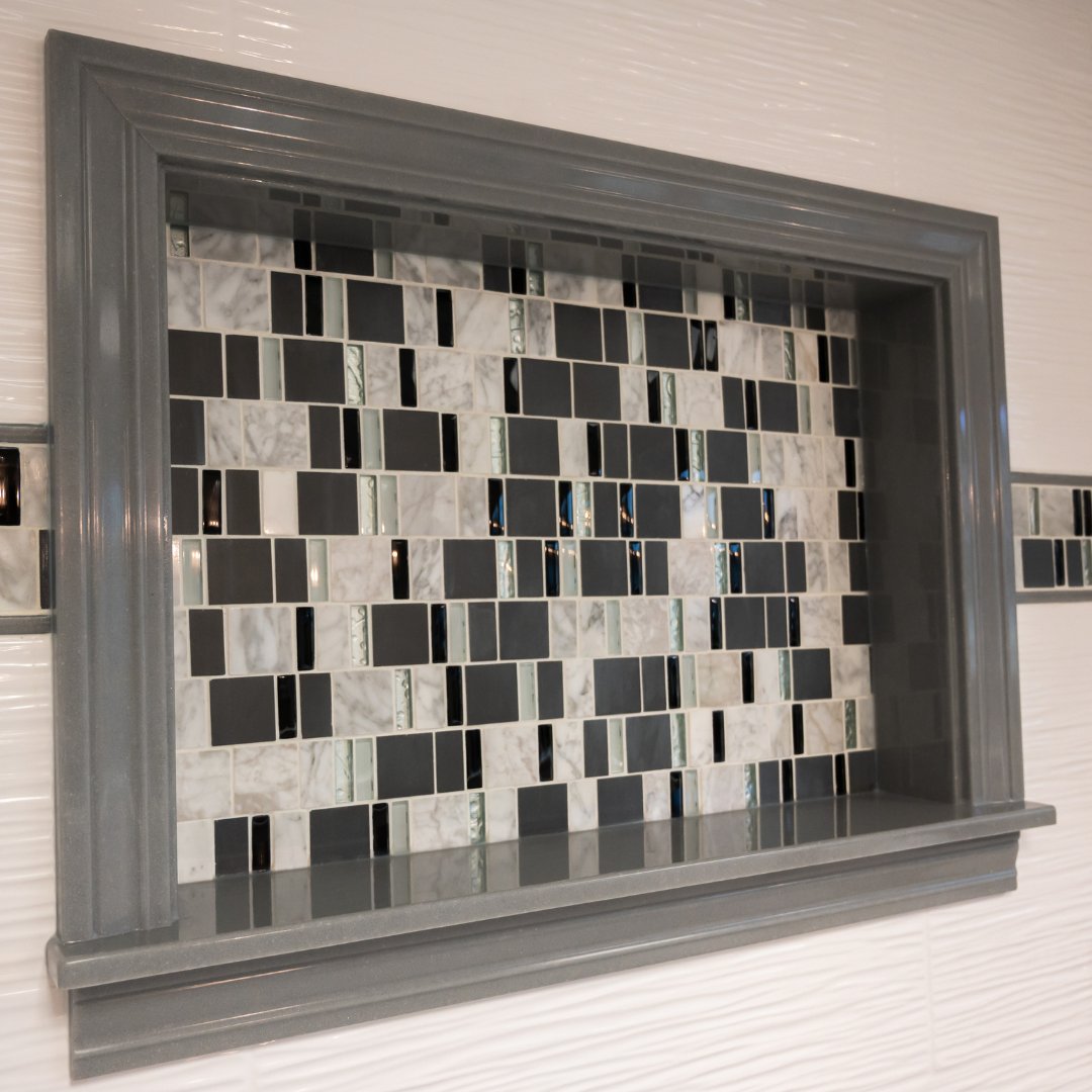 chapmanbaths's tweet photo. Do you ever look at a bathroom and think something is missing? Built-in shower caddies are some of the most popular Onyx bathroom accessories. Whether you prefer corner or recessed caddies, you’ll never be short on space again! Learn more: https://t.co/FIE6Jc0rbE https://t.co/7lrBHE3pI8