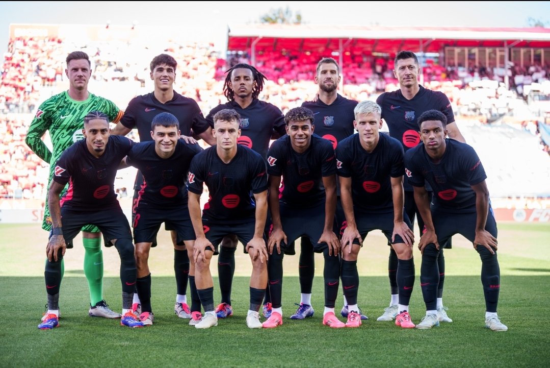 Algun día tenía que llegar la 1a derrota del Barça 2024/2025.

El hecho que llegue en el 1r partido de Champions no cambia nada....

El equipo está bien. El trabajo es bueno y las sensaciones también

CALMA y CONFIANZA!!!!