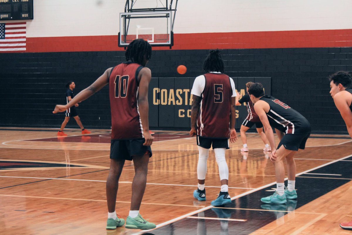 home🐺
@coachrob10 <a href="/CoachChamp120/">Jacob Champion</a> <a href="/Gino5/">Gino Bambino</a>