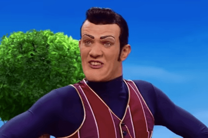 TheAmaare's tweet photo. @ManyATrueNerd I could swear I've seen this guy somewhere before... https://t.co/kQX66HrMe8