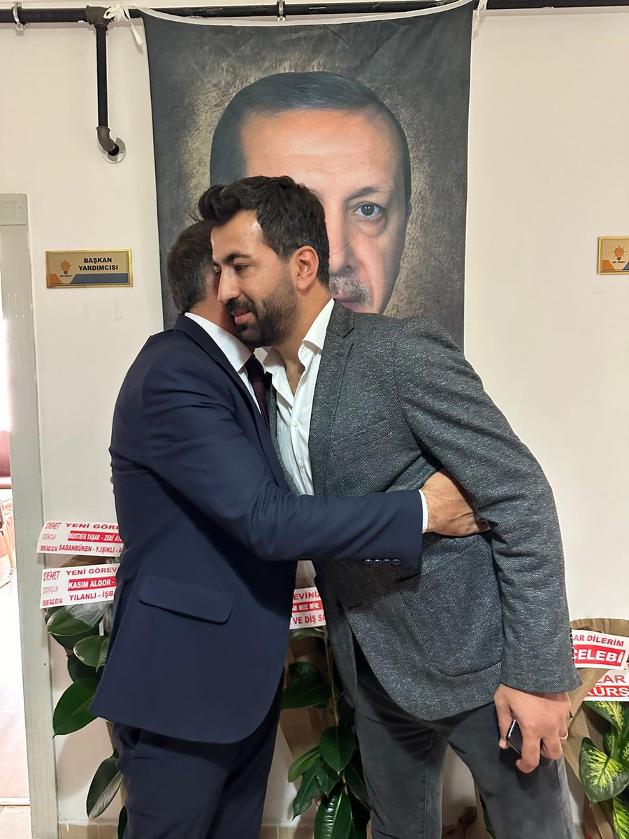 AK Parti Erciş İlçe Başkan Adaylarımızdan Sn. <a href="/DrSavasCELiK/">Dr. Savaş ÇELİK</a> ve Sn. <a href="/SerkanBilici9/">Serkan Bilici</a> bizlere hayırlı olsun ziyaretinde bulundular. Ziyaretlerinden ötürü teşekkür ediyorum.
<a href="/RTErdogan/">Recep Tayyip Erdoğan</a> <a href="/Akparti/">AK Parti</a> <a href="/erkankandemir/">Erkan Kandemir</a> <a href="/MSErdinc/">Mehmet Şükrü ERDİNÇ</a> <a href="/haciozkan33/">Hacı Özkan🇹🇷</a> <a href="/emreguray65/">Emre Güray</a> <a href="/Burhan_Kayaturk/">Burhan Kayatürk</a> <a href="/K_Turkmenoglu_V/">KAYHAN TÜRKMENOĞLU</a>