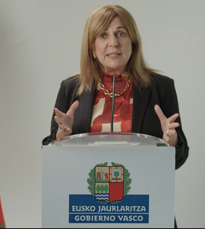 Vaya_Semanita's tweet photo. Señoras y señores... Sentimos comunicar que Bilbao no es el centro del mundo 🙄

#VS1 en @euskaltelebista 

https://t.co/Lg63YTPmwY https://t.co/t35FUFyD9K