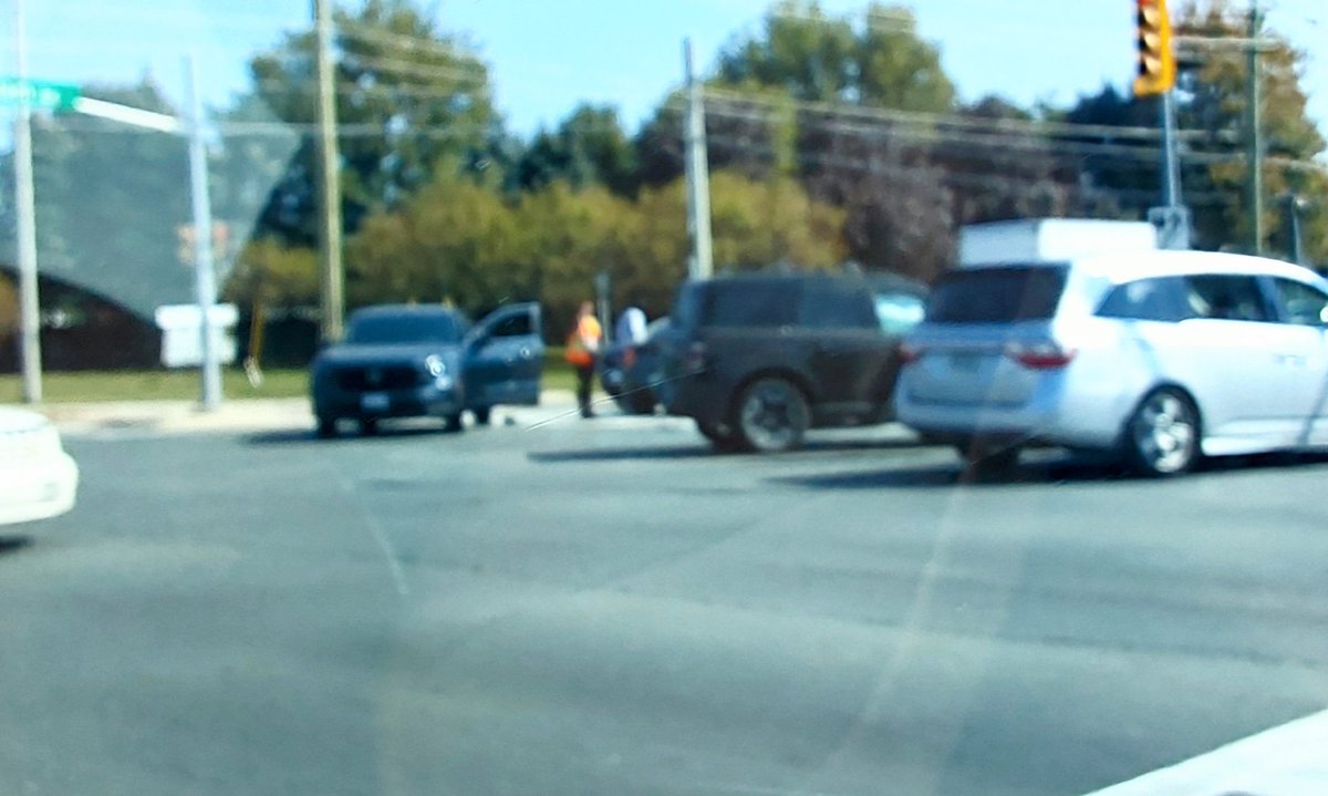 Zmanrazorp3's tweet photo. Terrible crash near Salem Rd and Kingston Rd today 
Hope everybody's ok
@OPP_WR @DRPS https://t.co/qwj0jKjivn