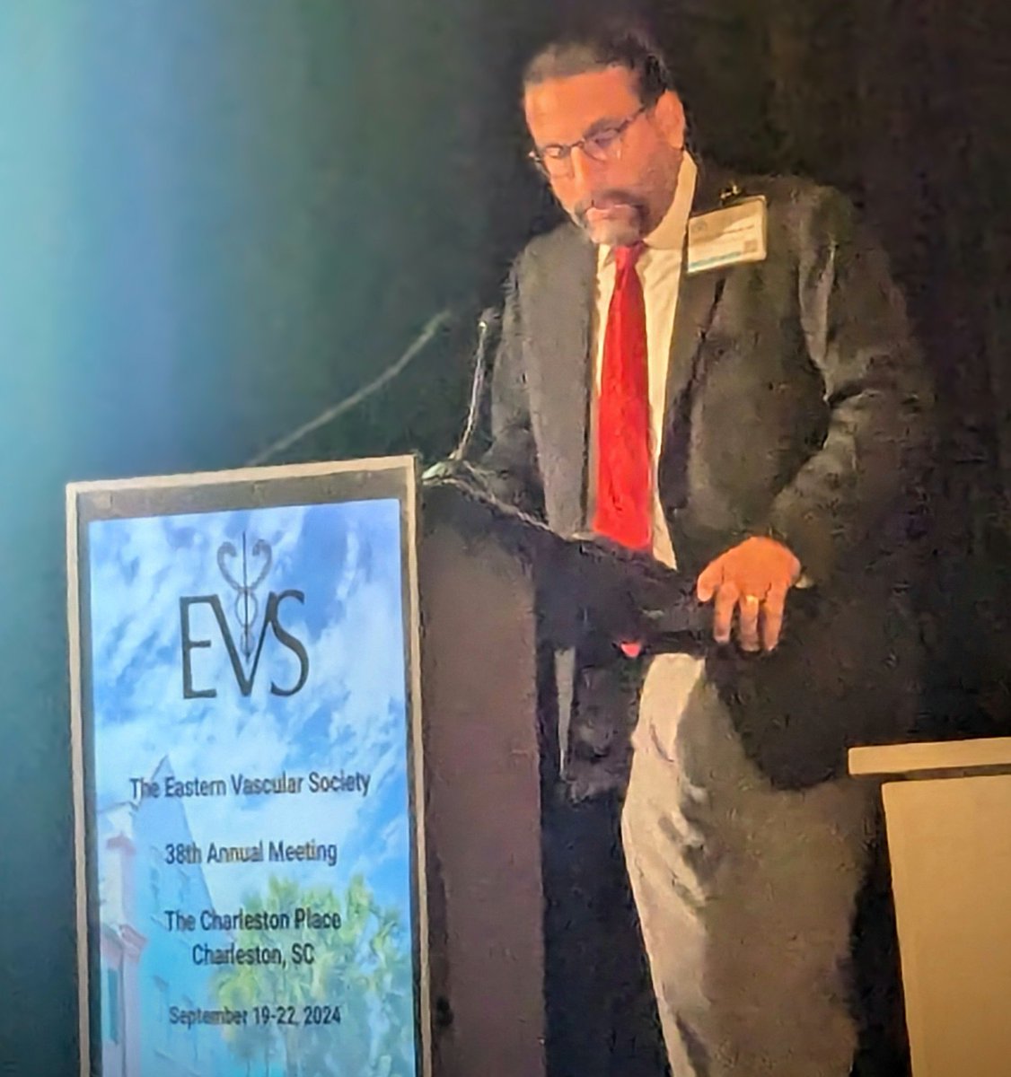 Vascular Specialist Online (@vascularonline) on Twitter photo #EVS2024: <a href="/NickMouawadMD/">Nick Mouawad</a> reports on interim two-year data from the CLOUT registry of the ClotTeiever MT device for DVT, showing promising results, he says. <a href="/VascularEVS/">Eastern Vascular Society</a> #EVS2024: <a href="/NickMouawadMD/">Nick Mouawad</a> reports on interim two-year data from the CLOUT registry of the ClotTeiever MT device for DVT, showing promising results, he says. <a href="/VascularEVS/">Eastern Vascular Society</a>