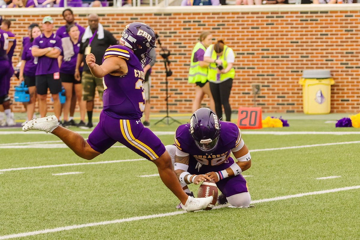 9/14/2024 UMHB Football vs WCU russellmarwitz.com/9-14-2024-umhb…