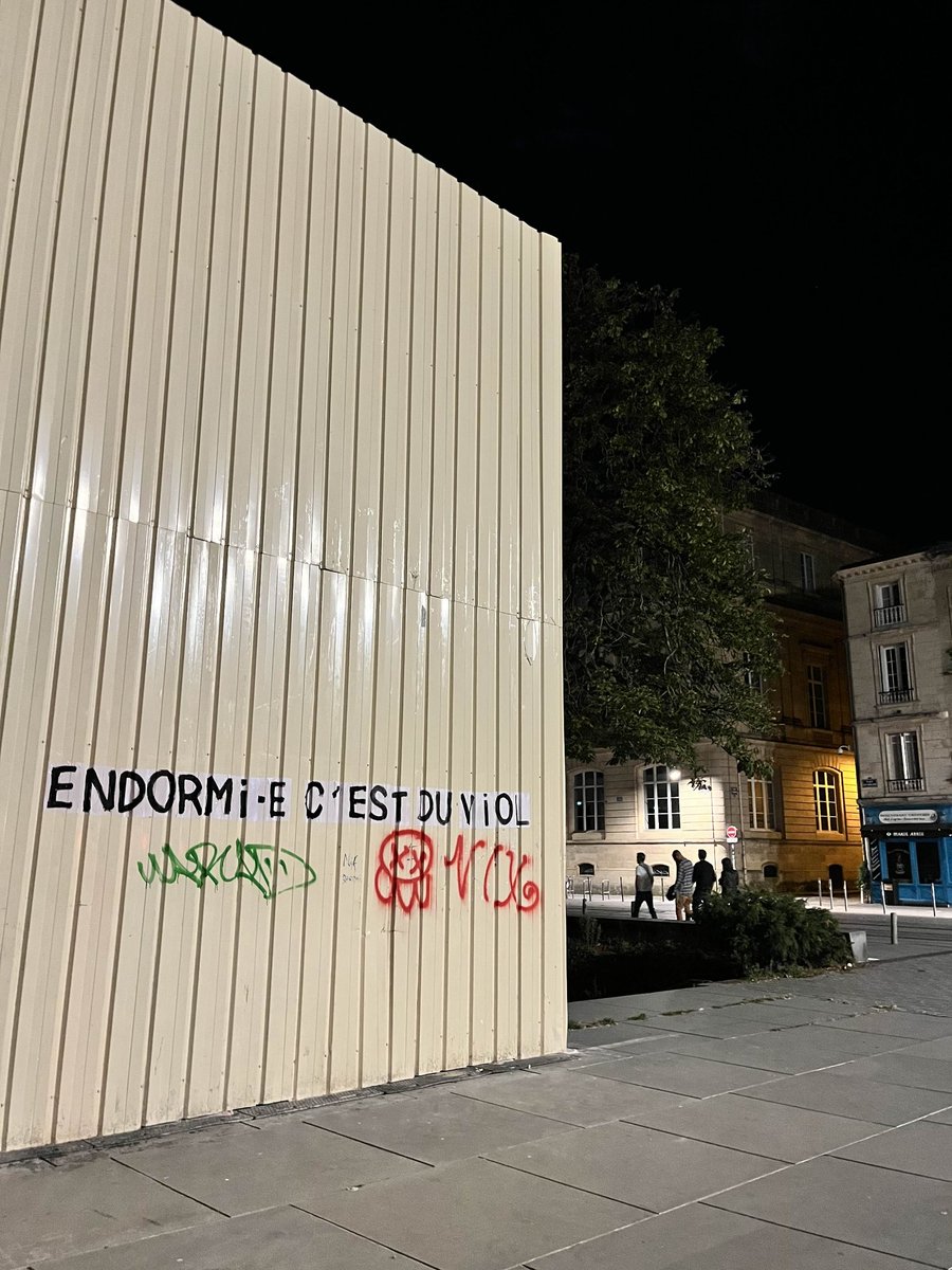 Collages Féministes Bordeaux tweet media