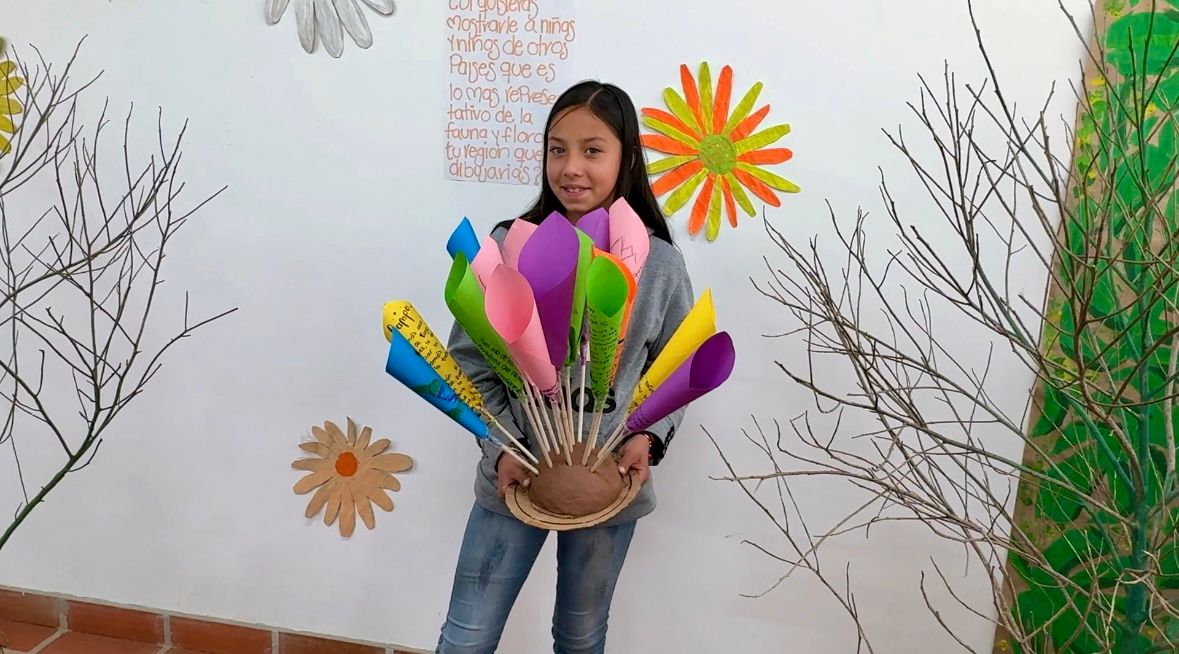 ICBFColombia's tweet photo. Niñas, niños y adolescentes de Tunja, #Boyacá, hablaron sobre cómo hacer la #PazConLaNaturaleza, rumbo a la #COP16Colombia.  
Allí se comprometieron al cuidado del planeta, eliminando los plásticos y reciclando, e hicieron un llamado a preservarlo porque “es nuestro único hogar”. https://t.co/Y2ZMWfnGZ2