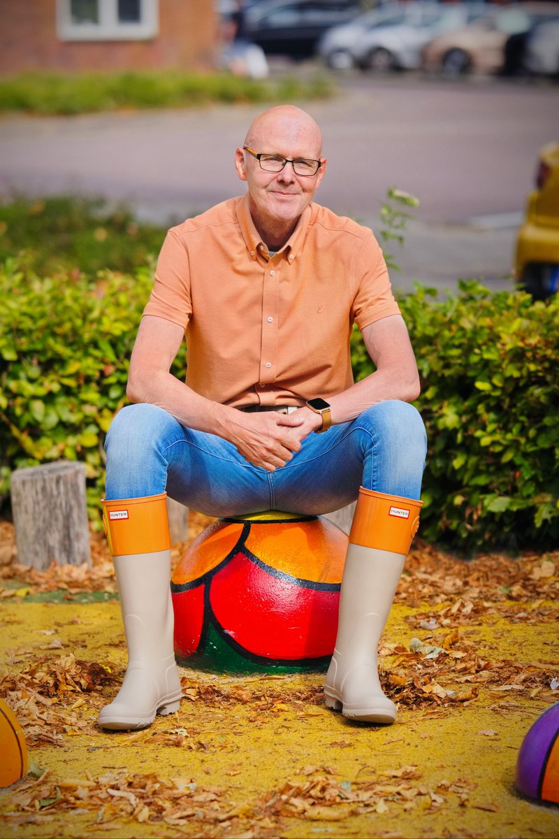 Welliesare4men2's tweet photo. It's Friday again! ππ
#HunterOriginals #HunterbootsNL #Wellies #Boots #ColourBlock #Tall #Awesome #Stunning #Stylish #Standout #DareToBeDifferent #BeSeen https://t.co/tDCBX2v8dg