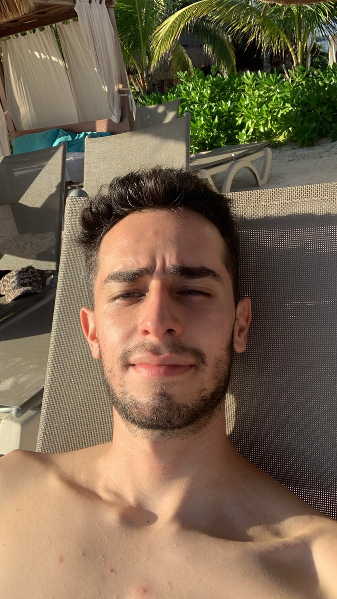 Sativán 🍉 tweet media