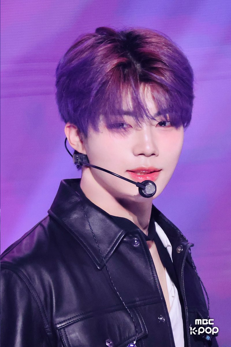 parkgw__'s tweet image. 240831 • 240907 음악중심 현장포토 #박건욱