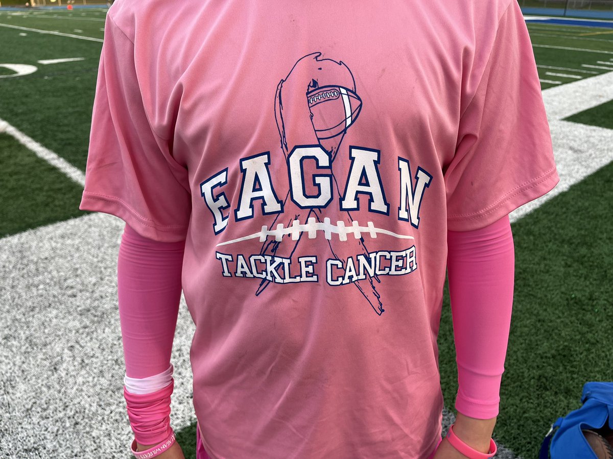 rshaver11's tweet image. Wow! @Eagan_Football knocks off @LSHSCougarsFB 35-33 to move to 3-1 with back-to-back wins over South and @RosemountMNFB - congrats! And thank you for your @mfca_now Tackle Cancer effort! Watch my latest @TalkNorthPod prep fb podcast on @YouTube 
Subscribe
youtu.be/EwlS8rVIJy0