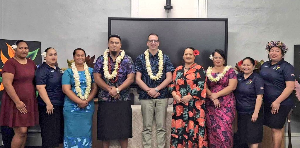 SitaLeota's tweet photo. 🇨🇰 Today's @UNDP_Samoa mission to the Cook Islands included the Annual Programme Review co-chaired by UNDP and Foreign Affairs, and meetings with partners at Internal Affairs (for UNPRPD) and the Office of the Prime Minister (for the SIDS Joint Programme). 
Meitaki maata! https://t.co/0KxLfyzalV
