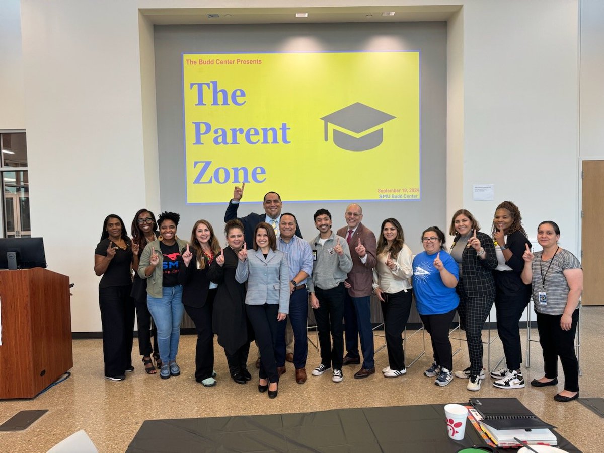 I_ColonMoya's tweet photo. π Exciting times at The Parent Zone as the Pinkston Vertical Team engaged with our amazing community! Join us for the next event at @SMUBuddCenter β you wonβt want to miss it! π #ParentZone
#Region1Excellence
@MRamirezDISD @PathtoPinkston @THuittDISD https://t.co/94cbbUEzp2
