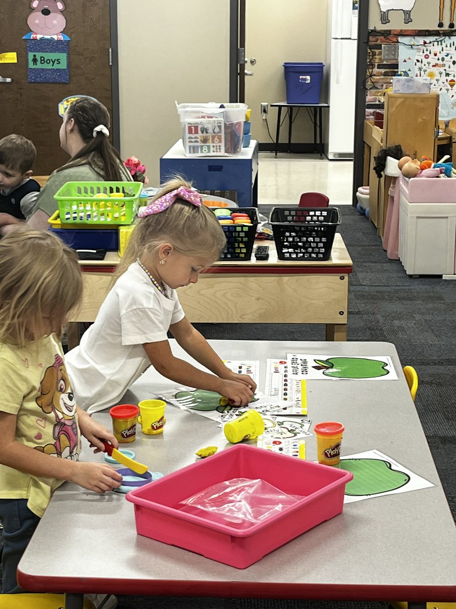 ShannyRinehart's tweet photo. Learning station fun in Pre-K this week 
#TCEStrong @MatthewMillerpe @MrsRinehartTCE https://t.co/NQj33mdFIp