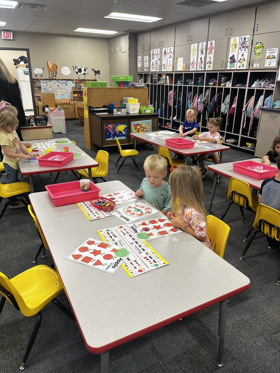 ShannyRinehart's tweet photo. Learning station fun in Pre-K this week 
#TCEStrong @MatthewMillerpe @MrsRinehartTCE https://t.co/NQj33mdFIp