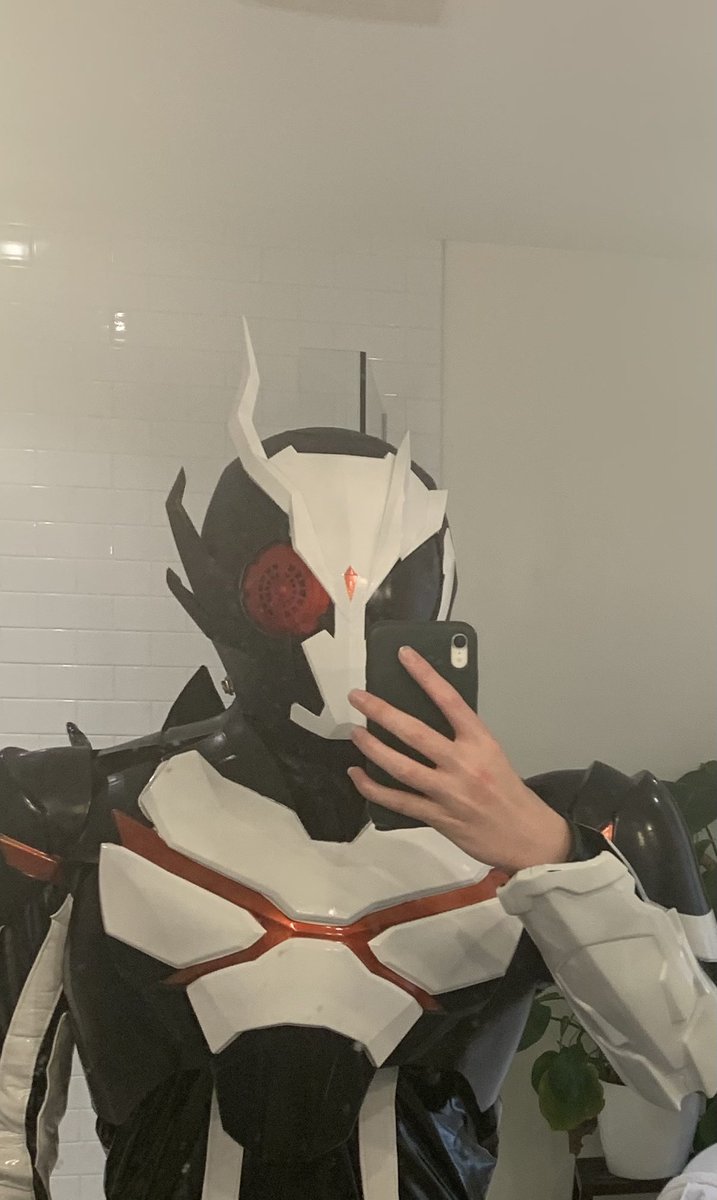 TroleurG's tweet photo. First time cosplaying 
#KamenRider #仮面ライダーシリーズ https://t.co/budvVSNAUL