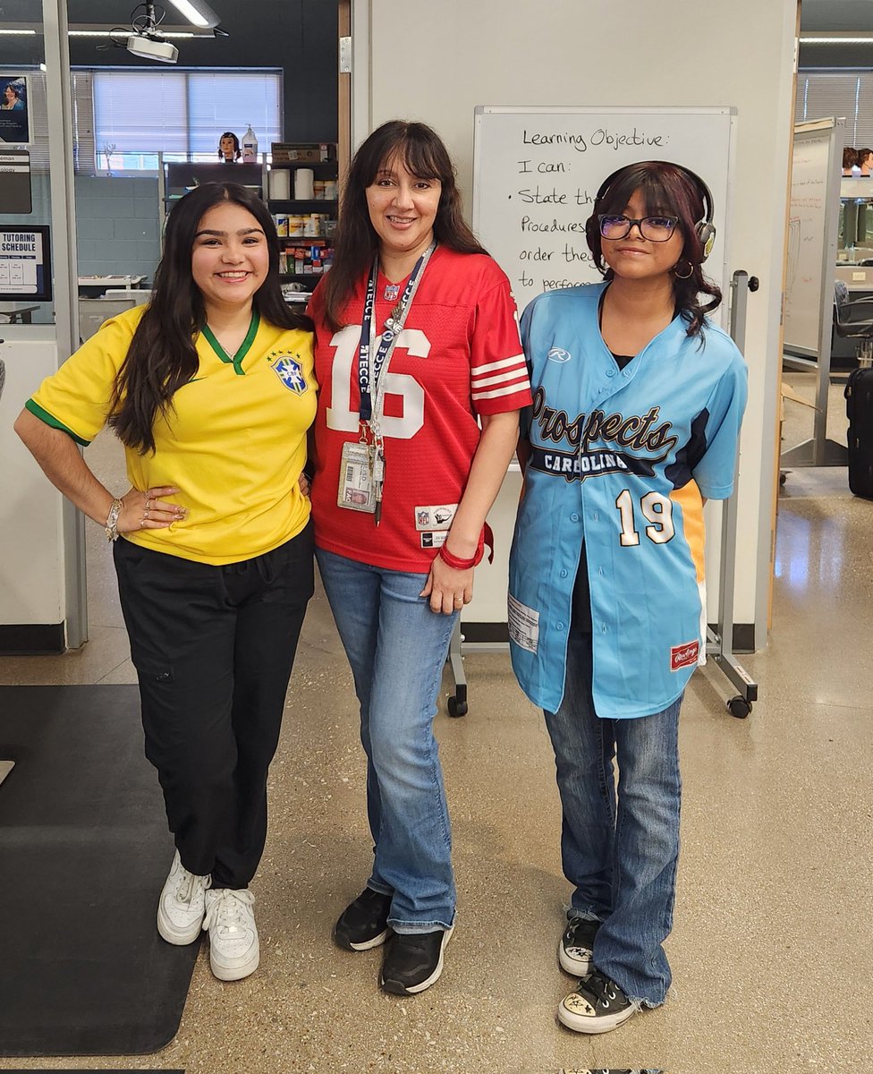 Senior students wearing jerseys for kindness week. <a href="/TECCeast/">TECC East</a> <a href="/lisdcte/">Career & Technical Education Lewisville ISD</a>