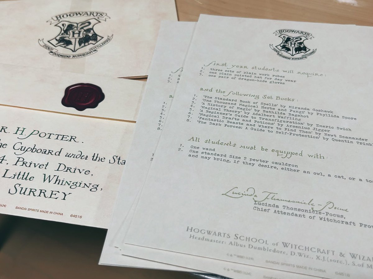 待って。ハリポタ一番くじH賞のこのレターセット貰った人いる？これお