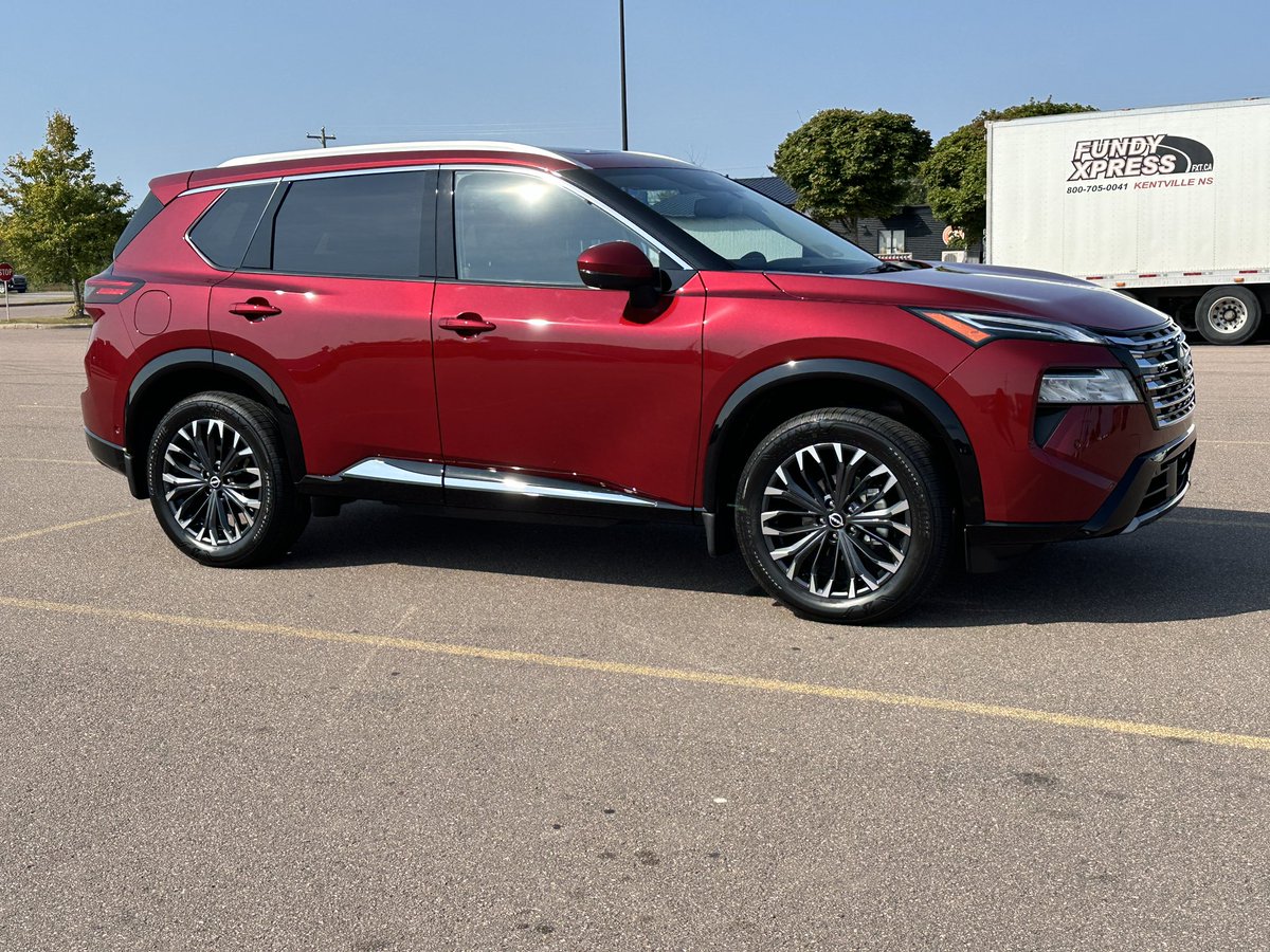 GallantBecky's tweet photo. Loving my new ride ❤️ https://t.co/FeO9HBXInb
