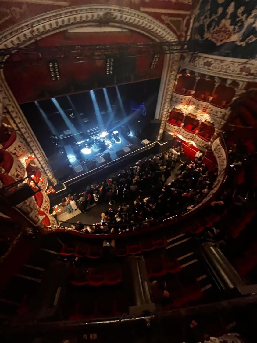 HighLowMilo_'s tweet image. Update: 
Moved into my own house :) 
Graduating in November 
(I also got to see MotherMother live but that was a while ago this year)
#MotherMother