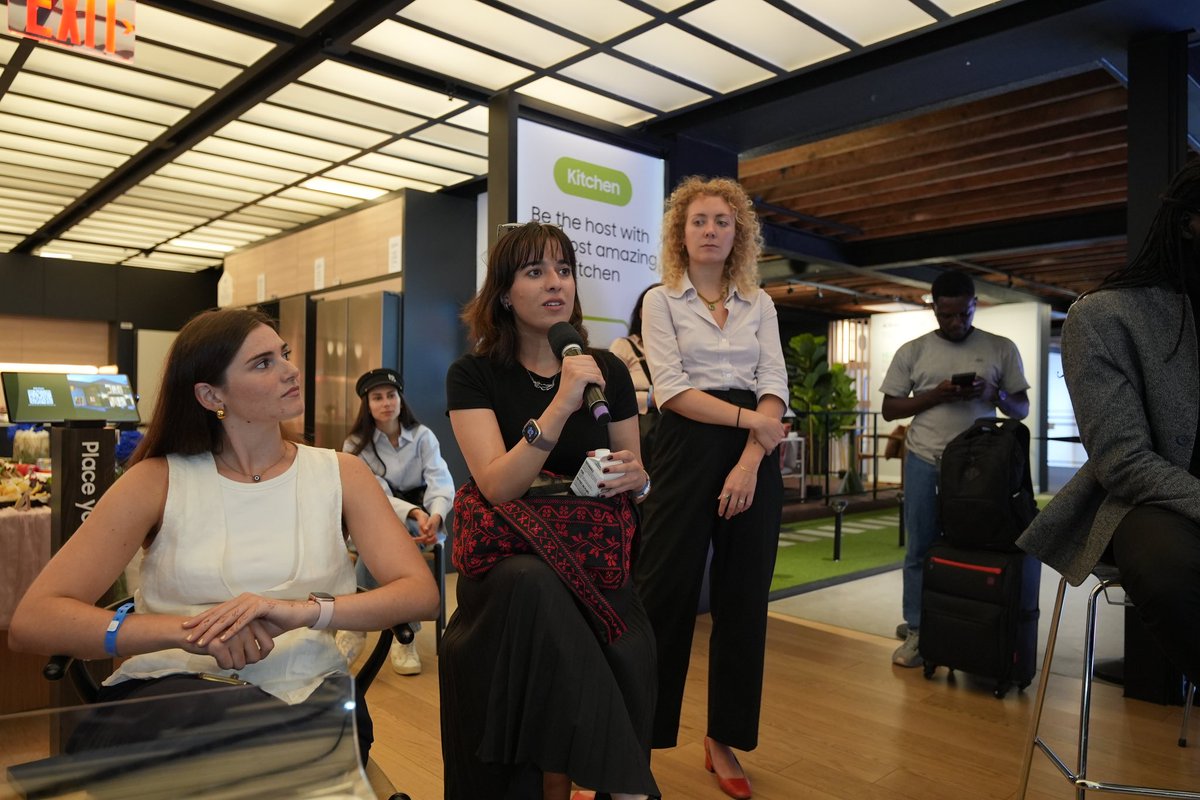 Young people are powering the #GlobalGoals through tech!
 
#Generation17 young leaders and youth advocates are in New York City at the <a href="/SamsungNewsUS/">Samsung US Newsroom</a> office to explore how innovative tech can drive positive change and achieve the SDGs, ensuring #EveryVoiceCounts.
 
#UNGA