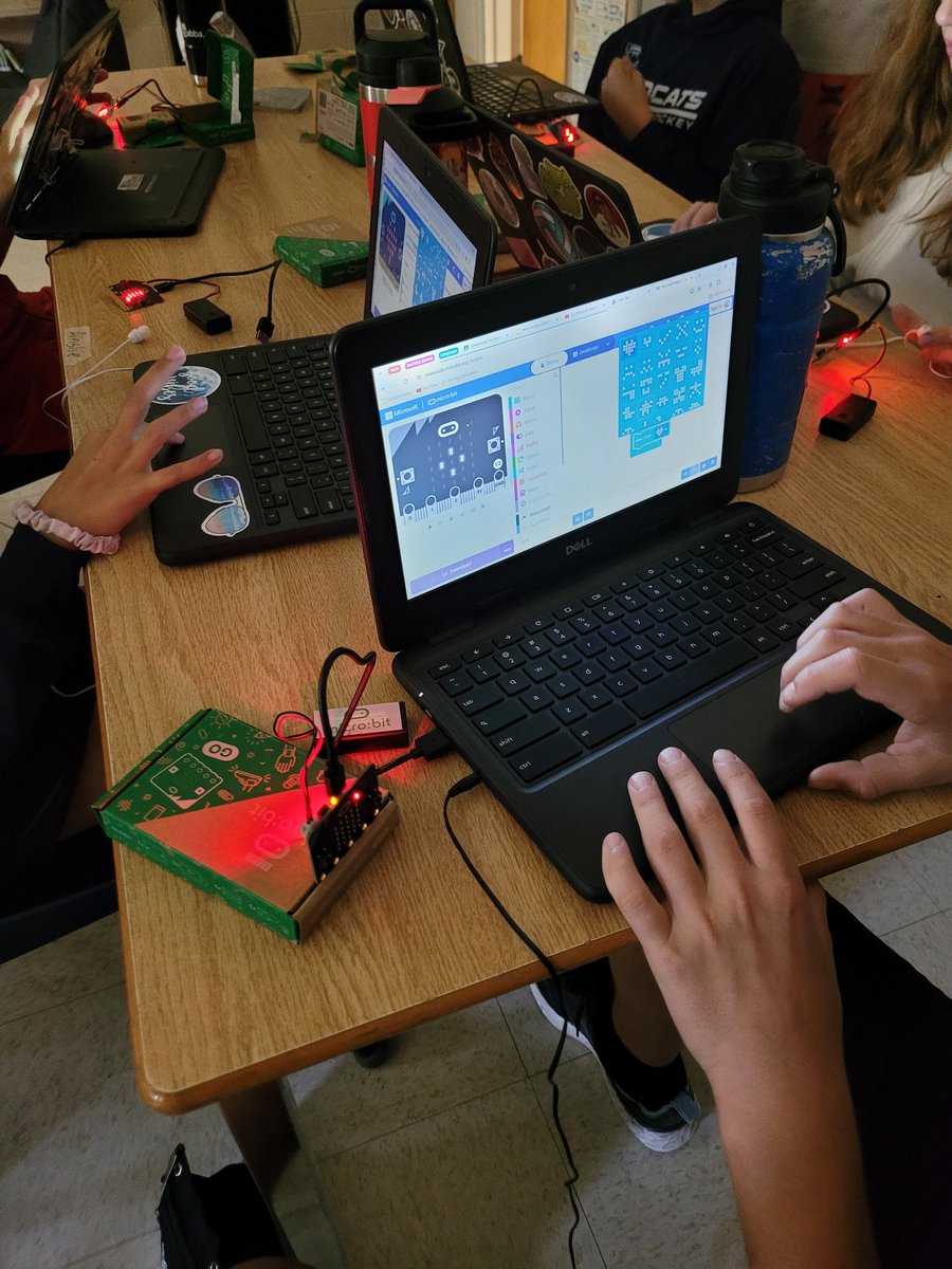 Some cool stuff happening at <a href="/conwrdsb/">Conestogo PS</a> ! Thanks to Mrs. Kellough for our new #Storywalk . So fun to read outside! Grade 7s explored #microbits today coding different activities. TY to our awesome #ParentCouncil who put on an amazing #FunFair for our school community! <a href="/wrdsb/">Waterloo Region DSB</a>
