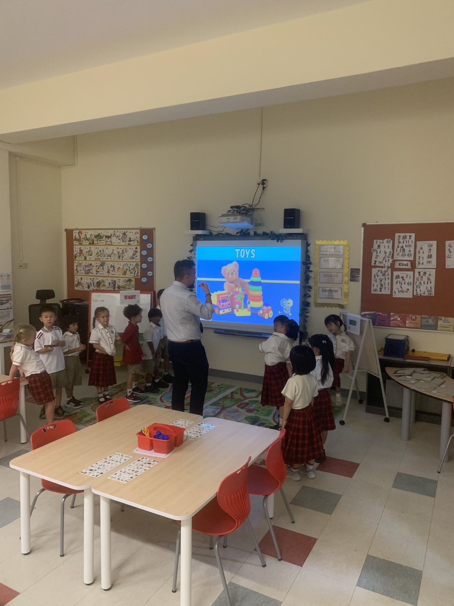 MrDanKL's tweet image. Financial literacy lessons are in full swing for all students in Primary this morning #HIS_learning