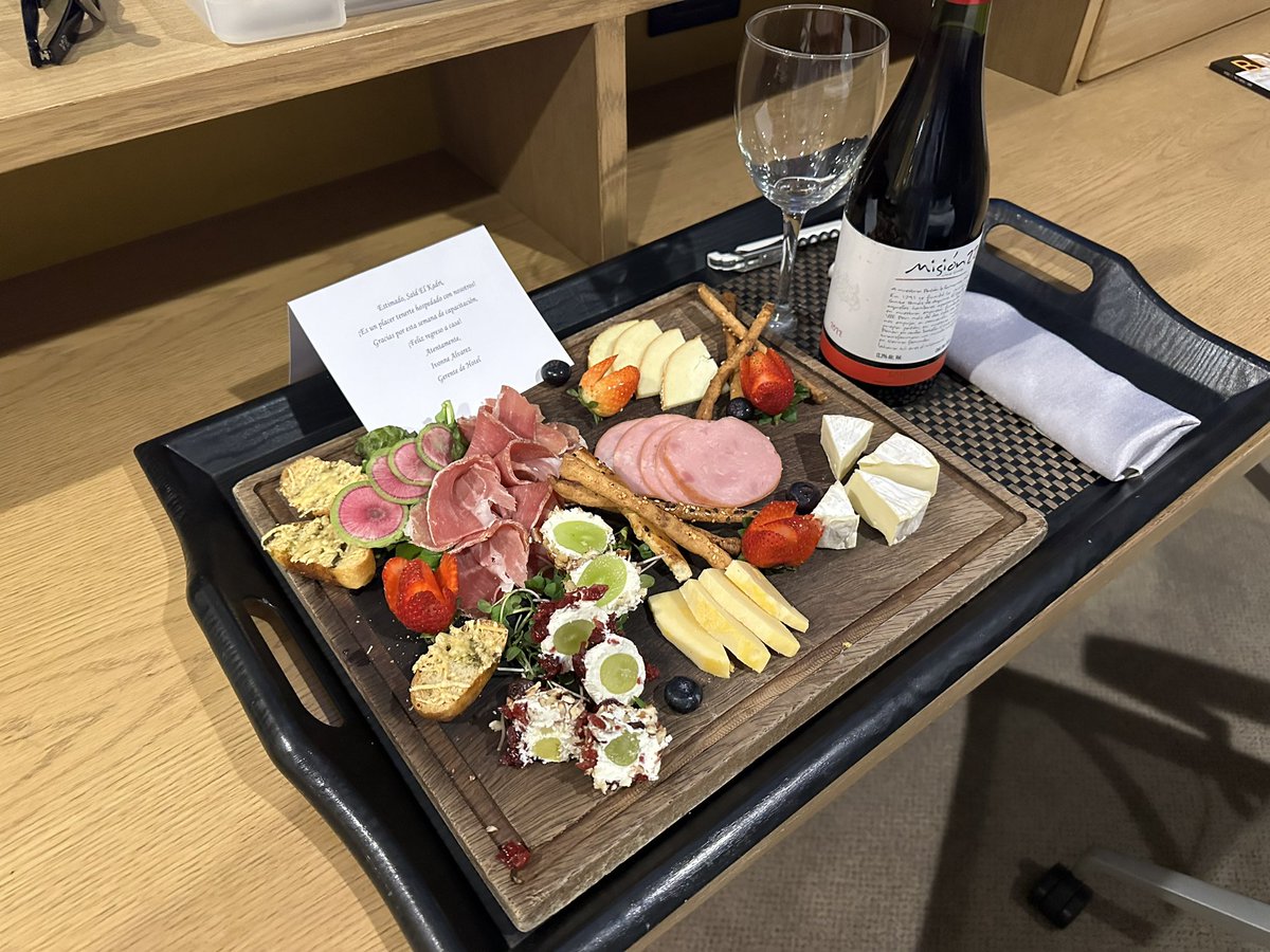 #hospitality at its best <a href="/HaciendaJurica/">Hacienda Jurica</a> <a href="/GrupoBrisas/">Grupo Brisas</a> <a href="/entertainology/">entertainology</a> <a href="/capacitacion360/">Capacitacion</a>