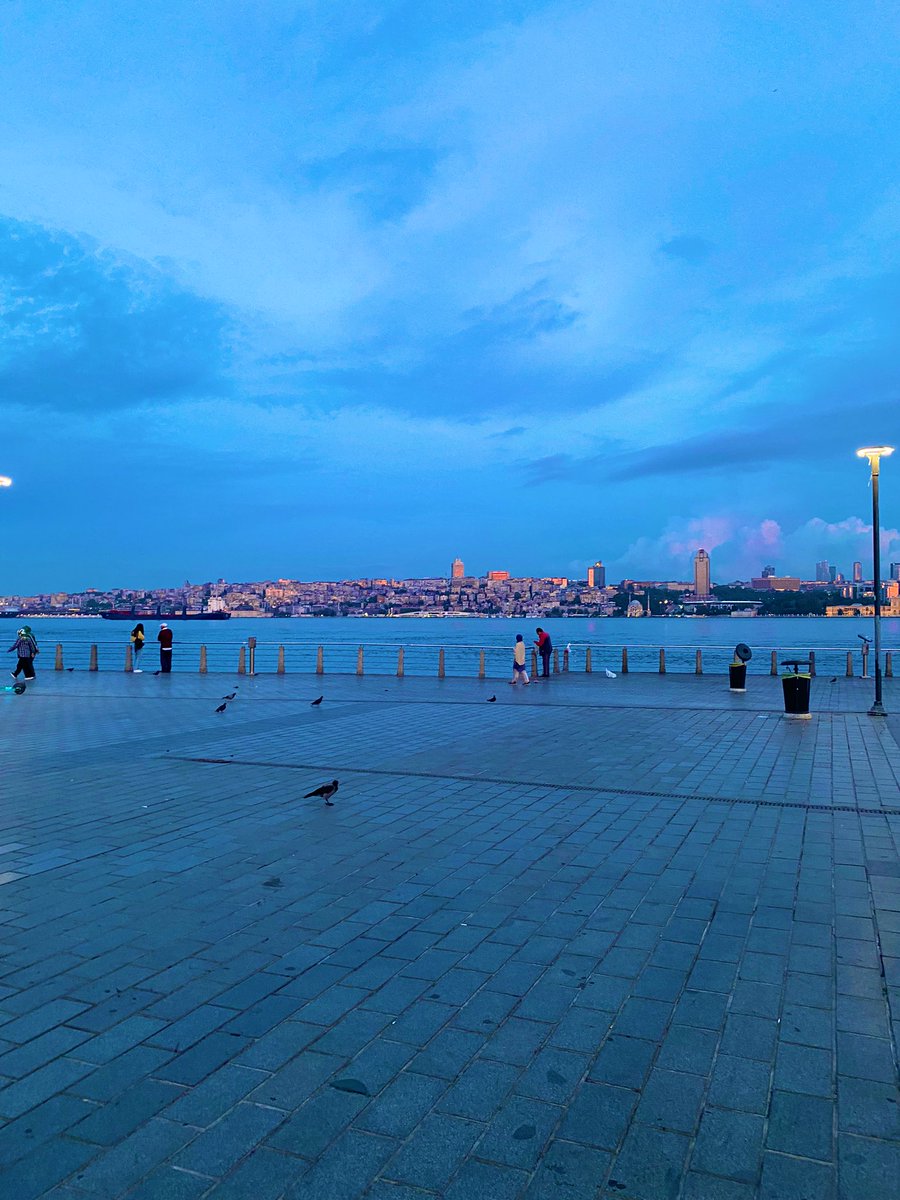 İstanbul’dan günaydın dostlar 🤍